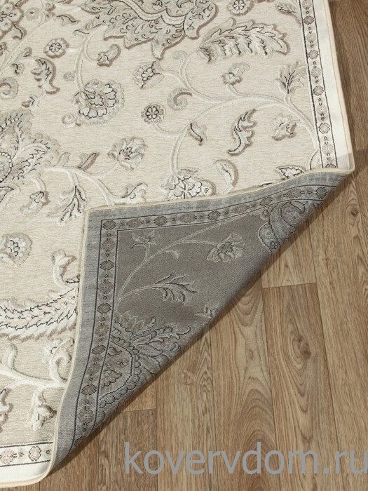 Рельефный ковер из вискозы GENOVA R 38189 6565 61 Рельефный ковер из вискозы GENOVA R 38189 6565 61